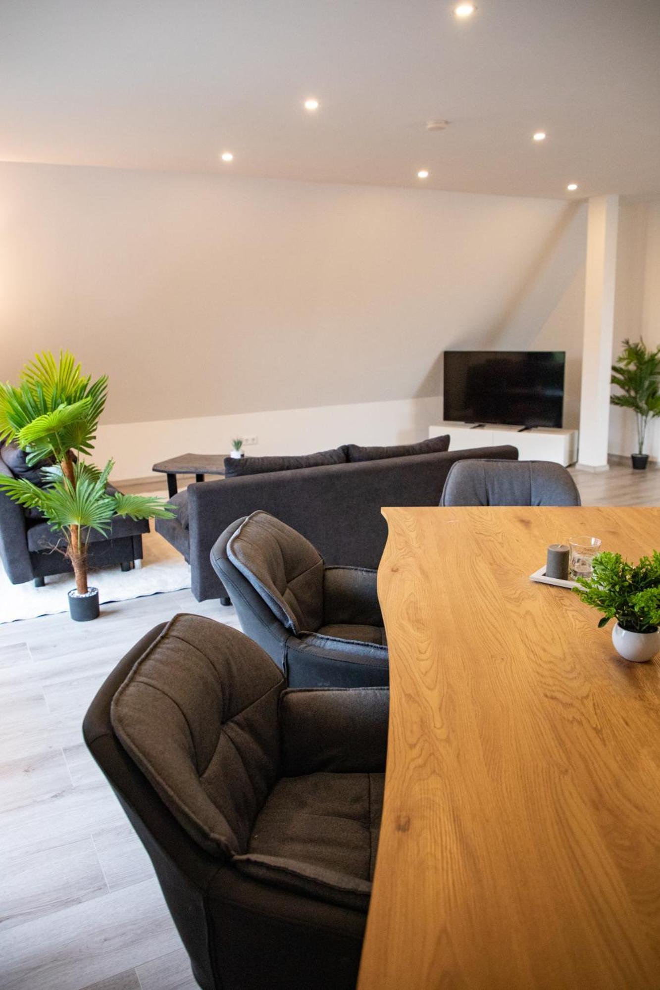 Me Living Loft Brake Apartment